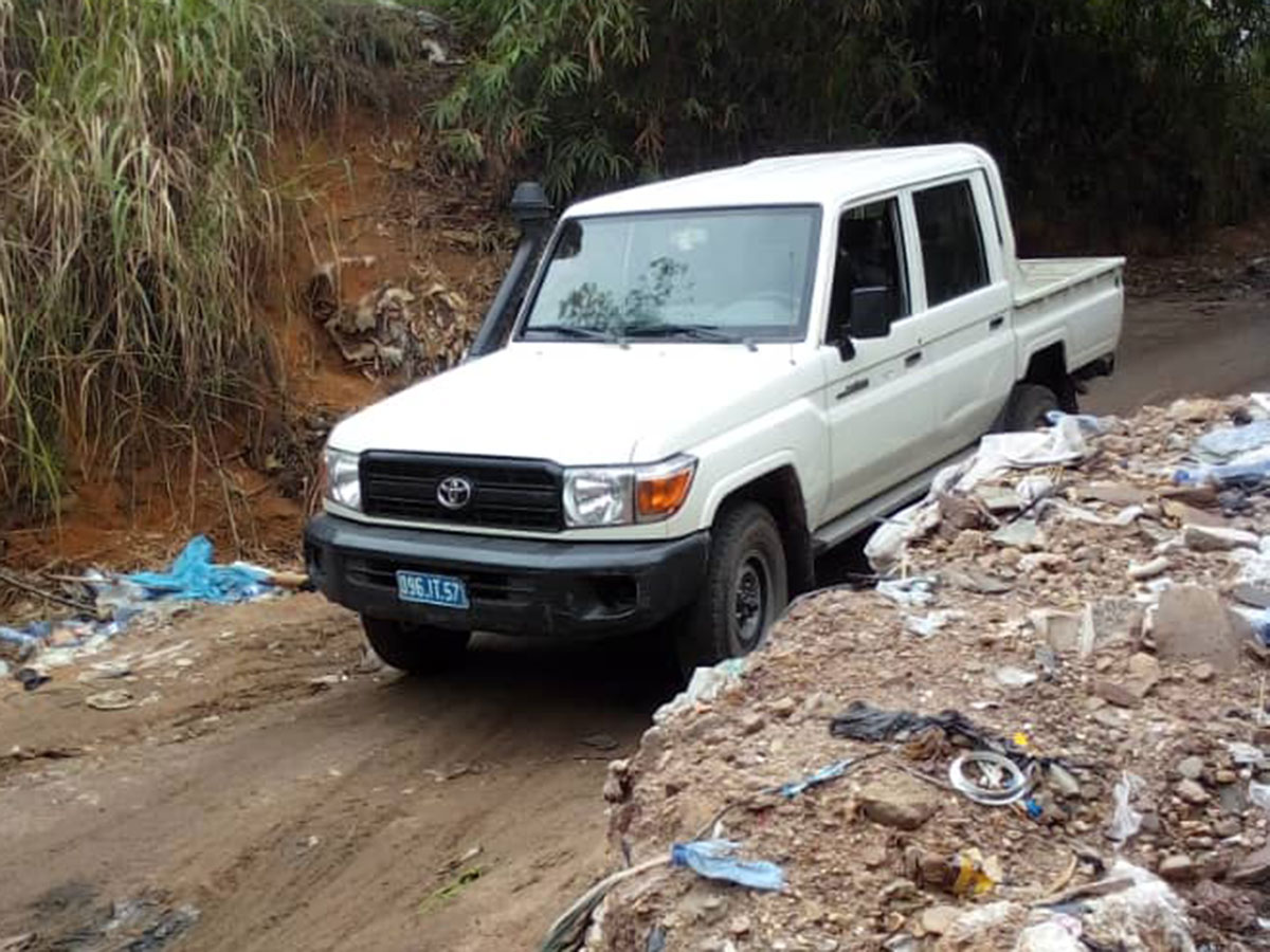 220048 - Un veicolo rafforza l’aiuto medico ai più vulnerabili