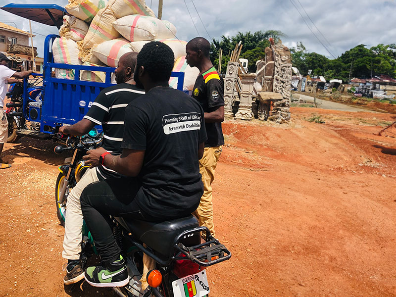 220002 - Kamerun: Motorräder für die Betreuung von Kriegsvertriebenen