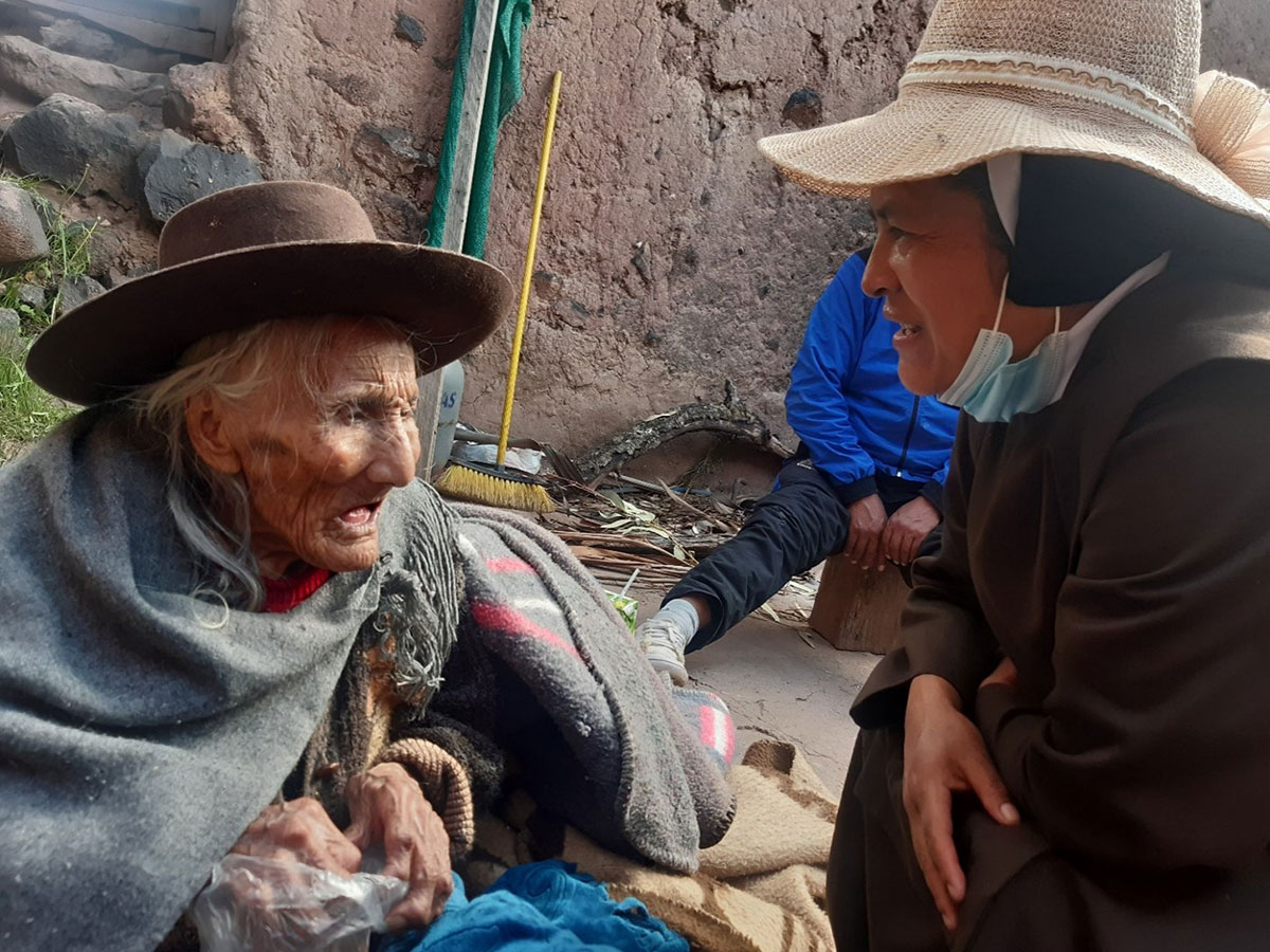 230020 - Peru: Franziskaner Schwestern kümmern sich um «vergessene» Betagte 