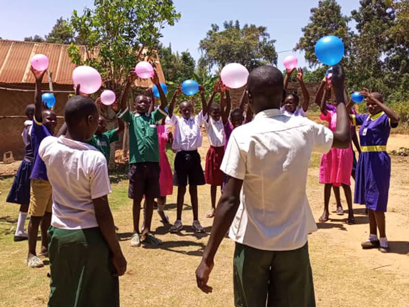 230033 - Uganda: Kinderarbeit in Goldminen eindämmen und Zugang zur Schule ermöglichen